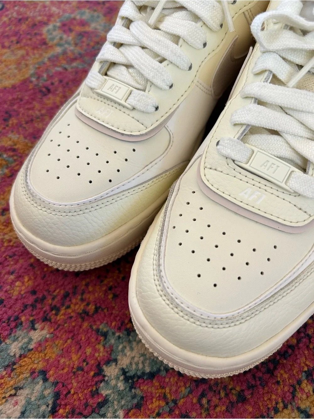 Nike | Women’s Pale Yellow/Lavender Air Force 1 Low-Top Platform Sneakers Sz 8.5